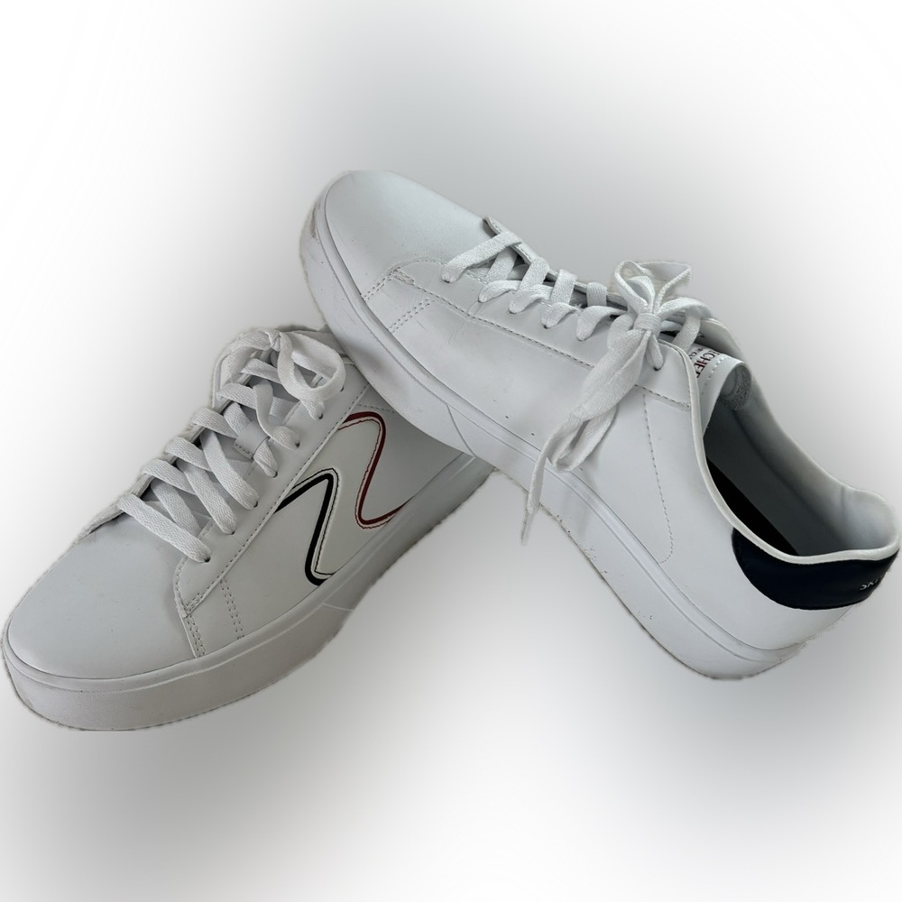 Women’s Skechers -  new  US size 11